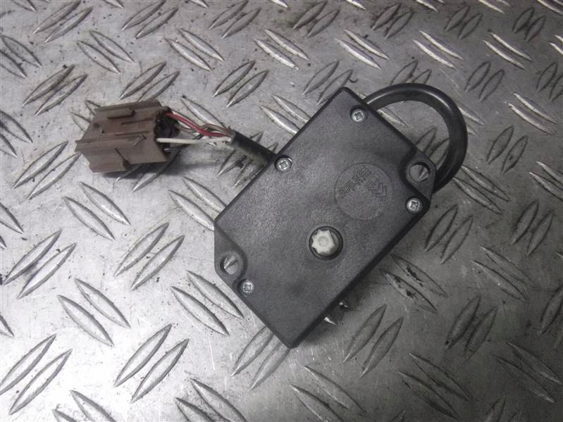 фото №2, Моторчик вентилятор renault master ii 2.5 dci