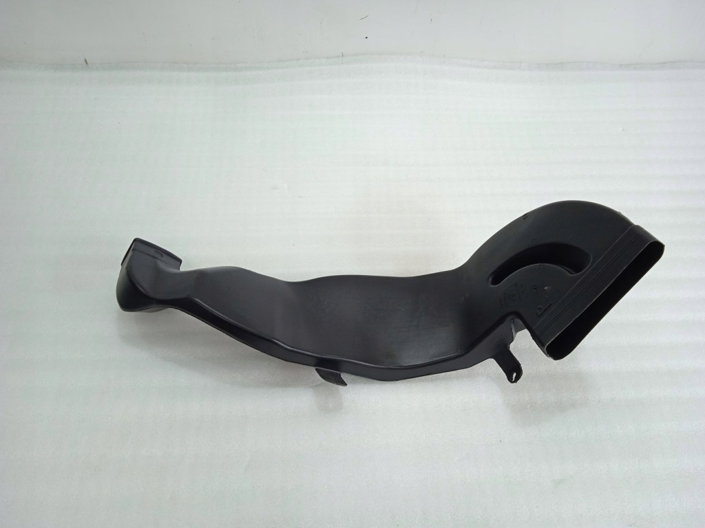 фото №1, Audi оригинальный номер 8k0819504 канал воздуха