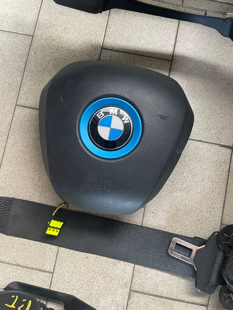 фото №5, Приборная панель консоль подушки безопасности подушка безопасности bmw i3 europa