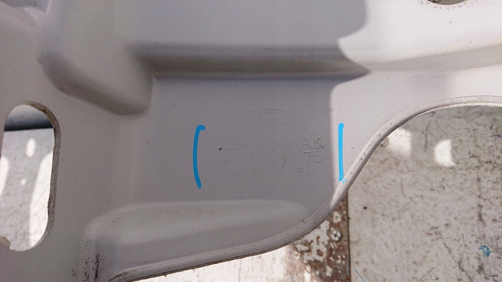 фото №8, Ford explorer 06- pas передний усилитель