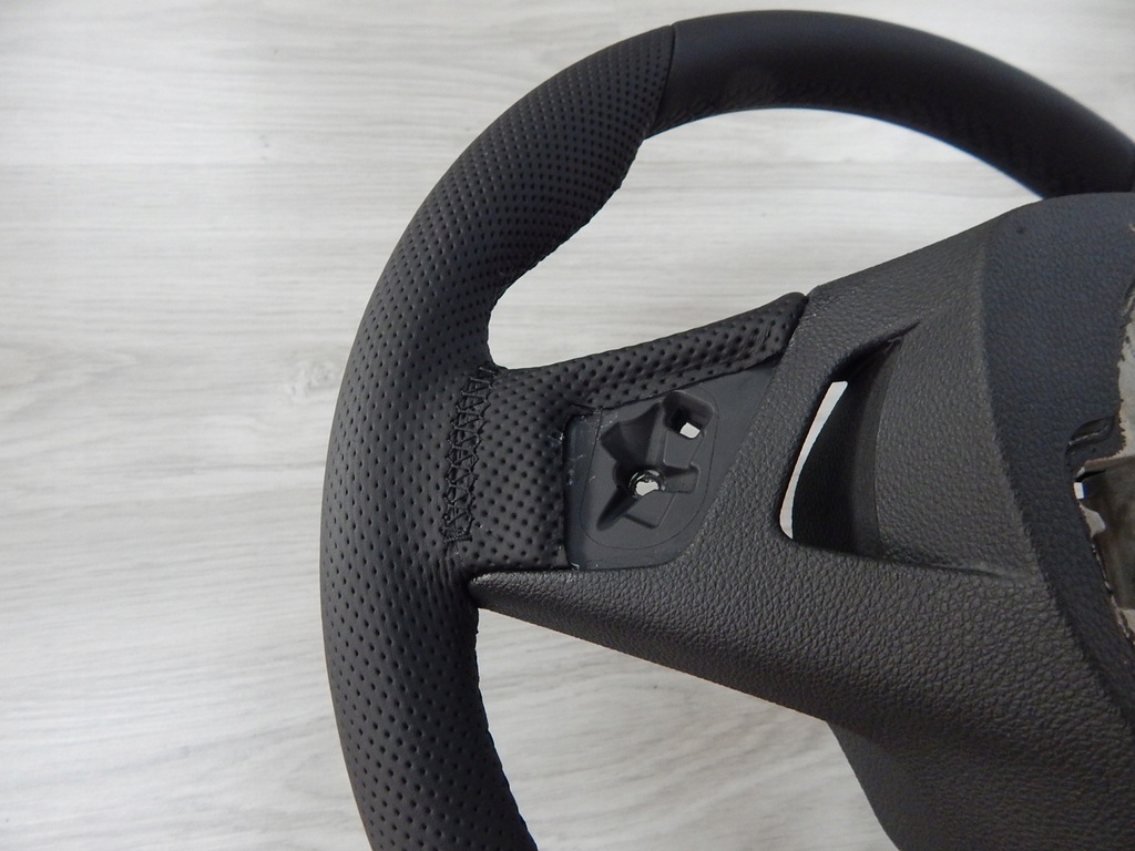 фото №10, Skoda octavia iv rs vrs sportline - воздуховод pod лопасти кожа обшивка 5e3