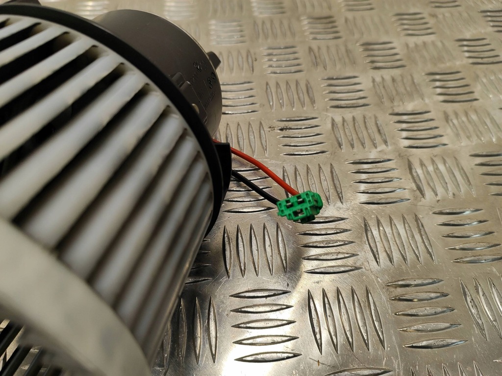 фото №5, Peugeot 308 2015 вентилятор обдув / повітродувка