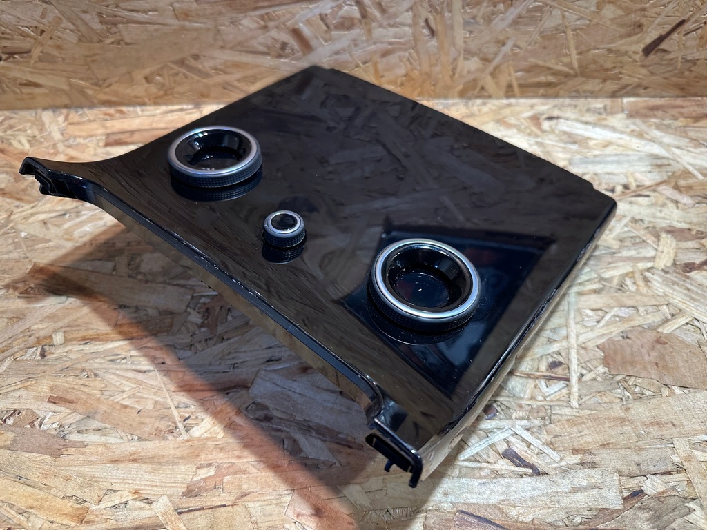 фото №3, Дисплей экран монитор evoque ii 2020 rok