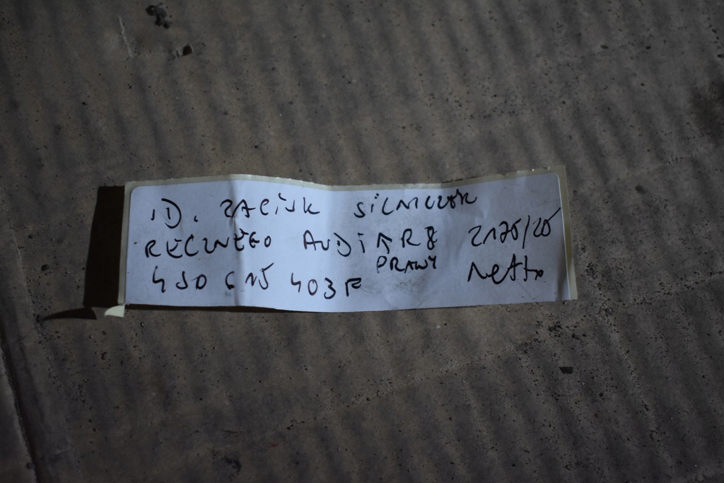 фото №4, Idealny супорт моторчик ручного правий audi r8 1