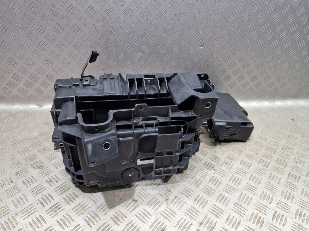 фото №7, Корпус основание аккумулятор opel meriva b