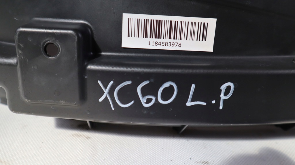 фото №9, Volvo xc60 ii підкрилок ліва перед 31694464