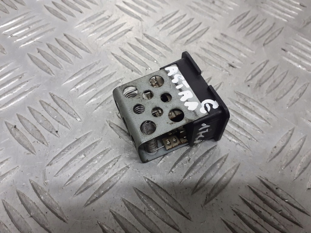 Купити Резистор вентилятора радіатора opel astra g 1.4