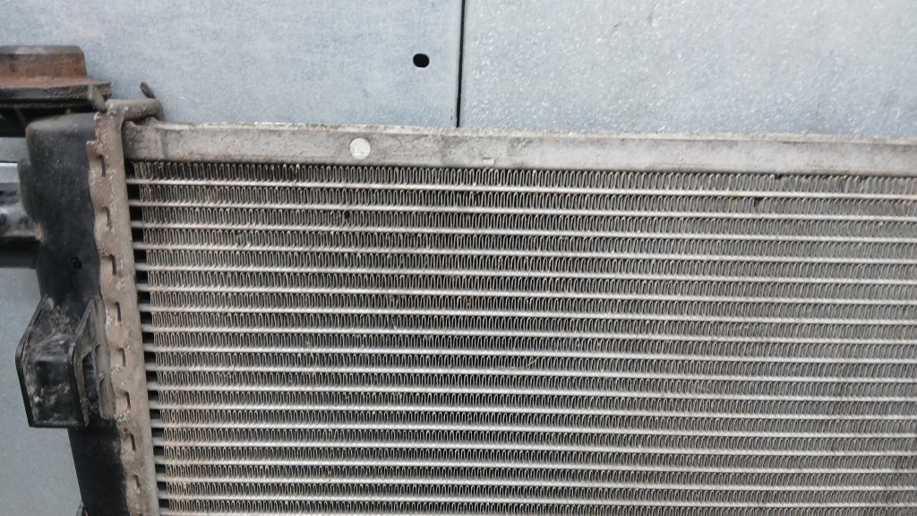 Радіатор води mercedes vaneo w414 01-05r 1.7cdi a1685001602 Ціна