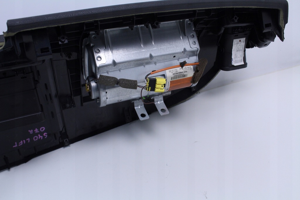 фото №8, Приборная панель консоль подушка безопасности kpl. volvo s40 07r. lift