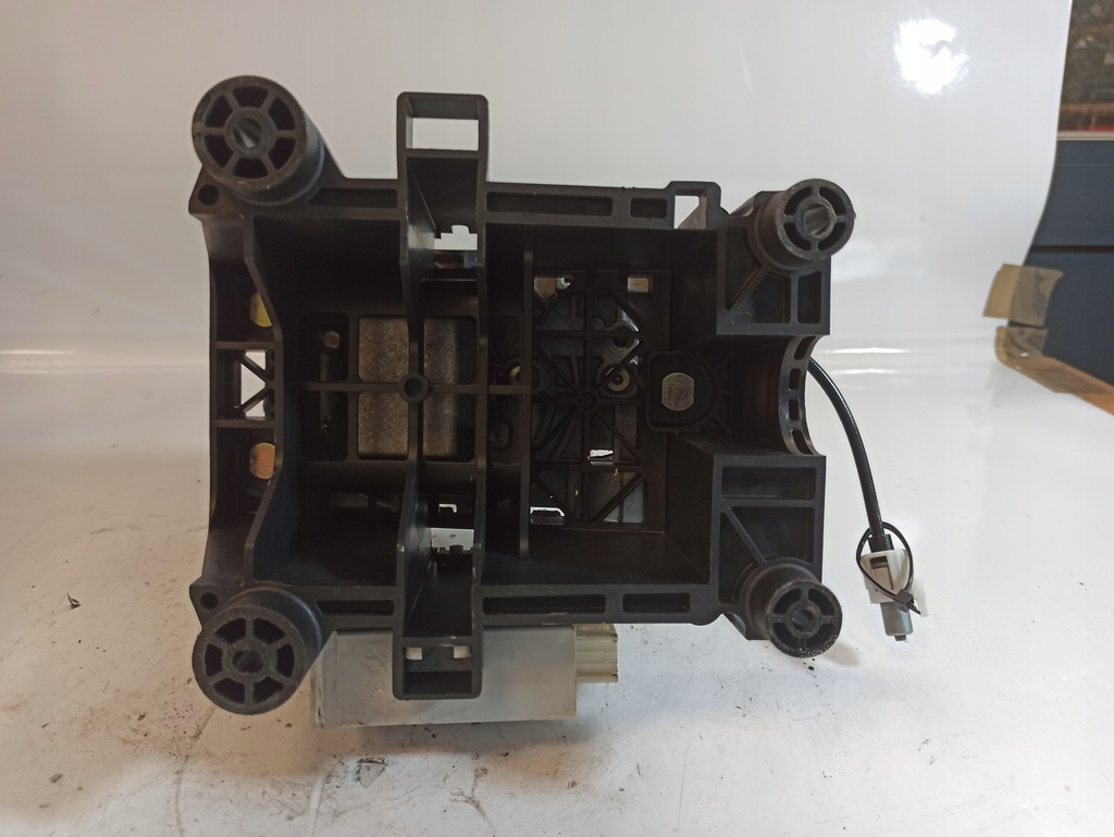 фото №12, Land rover range rover vogue iv 4.4 вибірник передач 40e90134a02