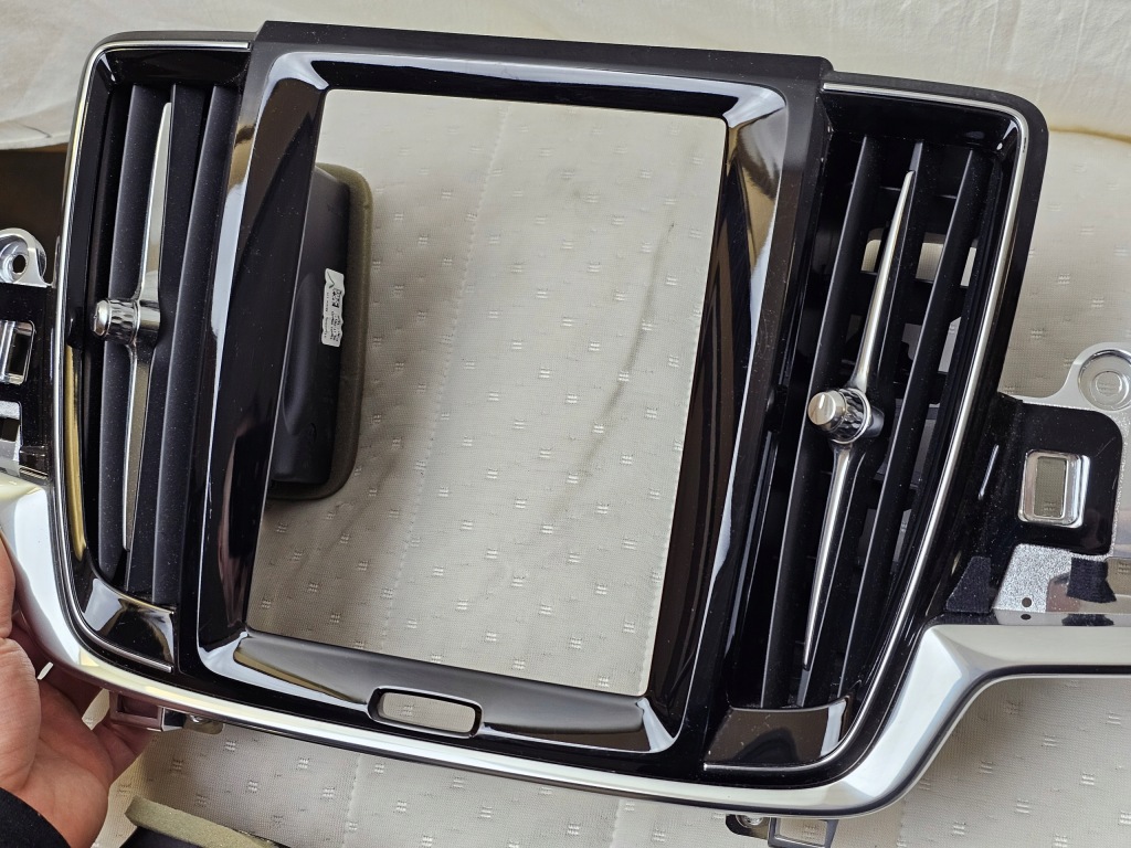 фото №9, Захист молдинг dekor консолі панелі решітка обдув volvo v90 s90 ii