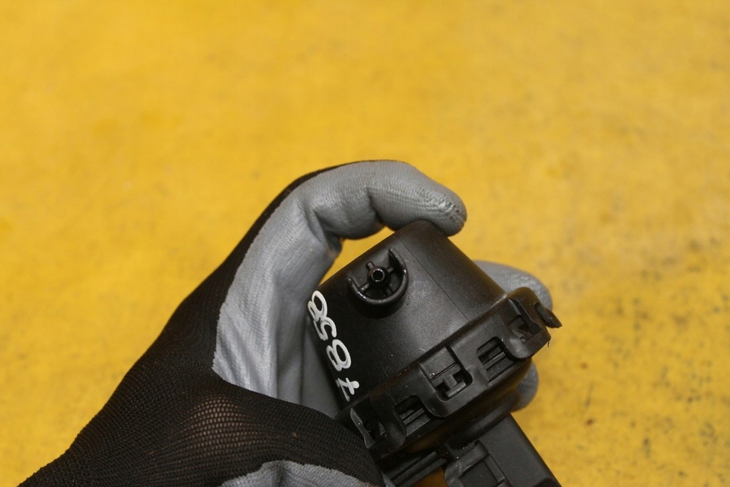 фото №5, Актуатор турбіни вакууму a4 b8 1.8 tfsi