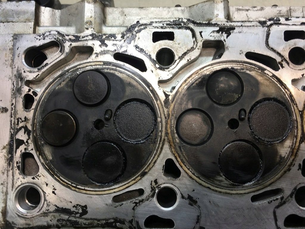 фото №11, Головка циліндрів carens ii 2.0 crdi l0350046l