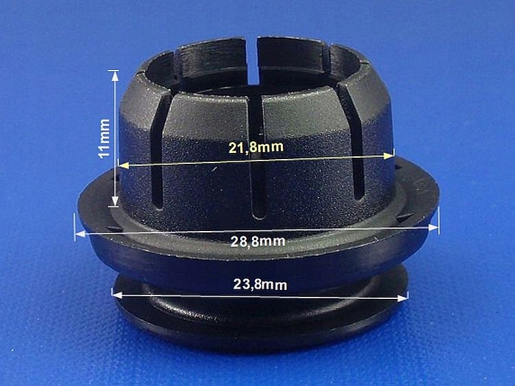 фото №2, 5x toyota avensis t27 yaris lexus gs is rx клипса заглушка 22 накладки порог