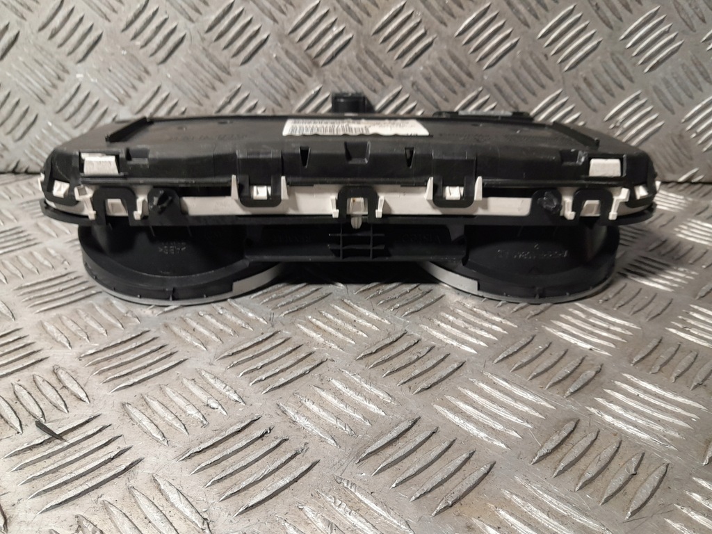 фото №8, Renault megane ii счетчик приборы 1.5 8200408798d