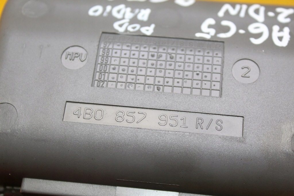 фото №6, Вкладыш пепельницы pod радио 2 din audi a6 c5 allroad 4b0857951r