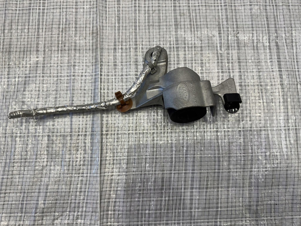 Купити Кронштейн глушника вихлоп range rover sport 3 l461 lpla-5g298-ab