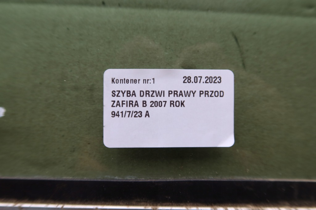 Стекло дверь правый перед zafira b 2007 rok Оригинал