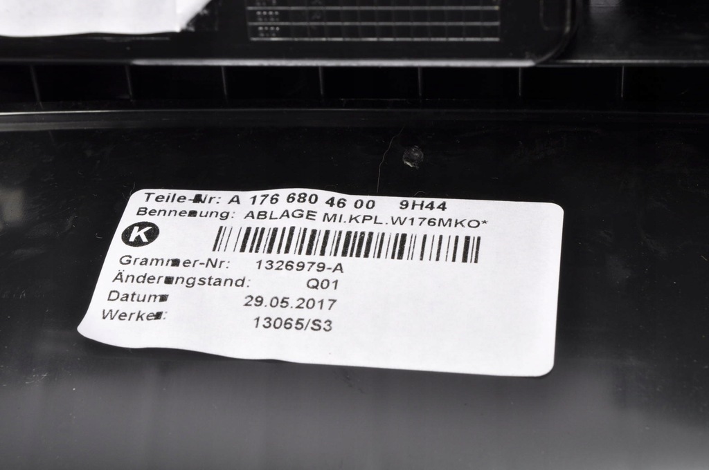 фото №8, Mercedes w176 бардачок туннель a1766809700