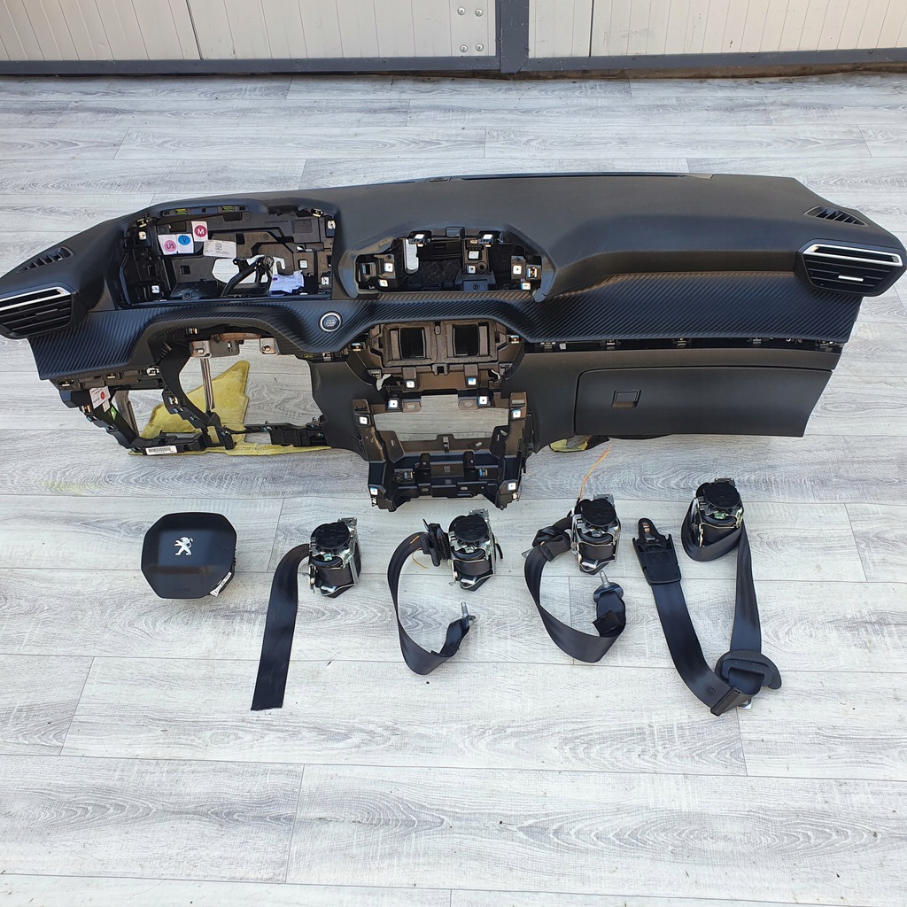 фото №1, Приборная панель подушки безопасности ремни peugeot 208 ii 2