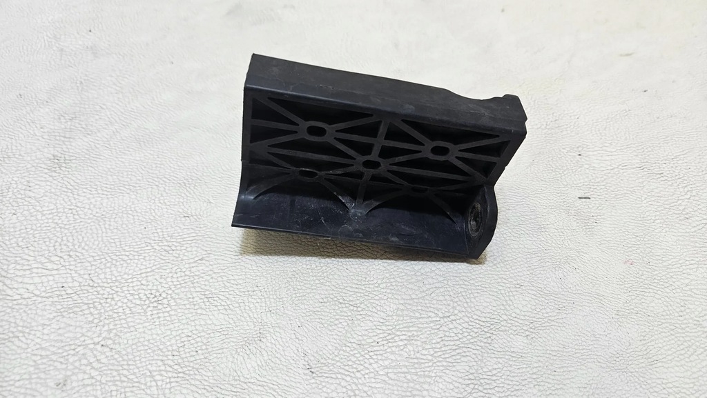 фото №10, Кронштейн бампера лівий правий toyota hilux viii 52676-0k020 52675-0k020