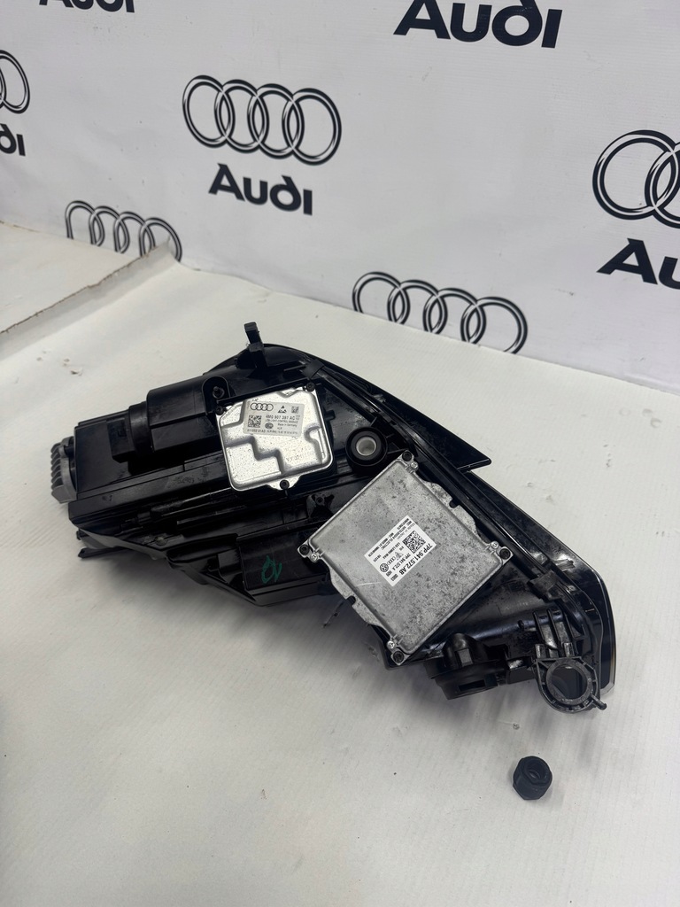 фото №11, Audi a4 b9 8w 8w0 2015-2020 лампа правая передняя full led комплектная oryg.