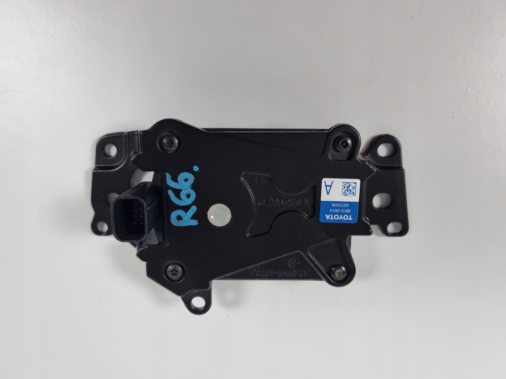 фото №1, Toyota hilux 8 viii радар датчик distronic 88210-0k010