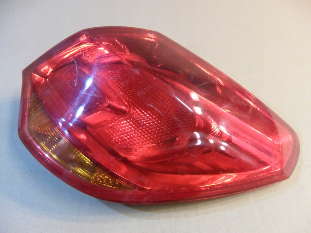 фото №1, Лампа левая задняя opel astra j задняя 1090098