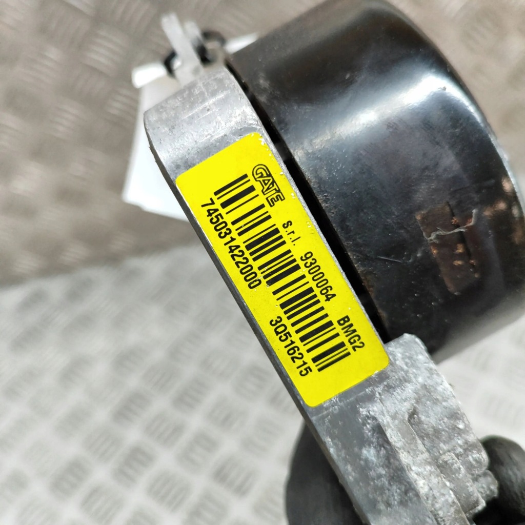 фото №7, Bmw 3 f30 f35 f31 2015 электрический вентилятор радиатора