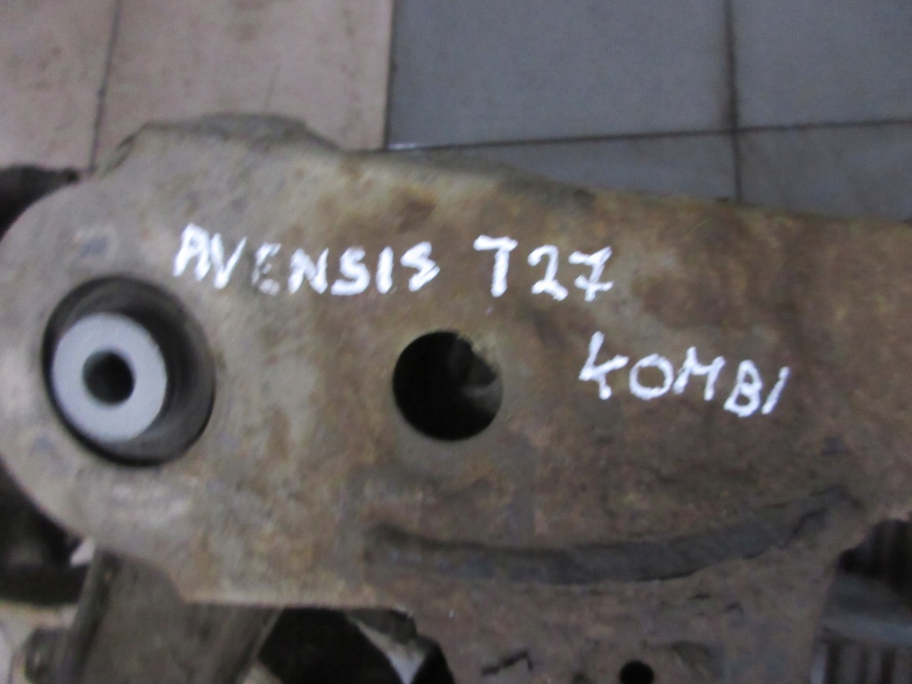 фото №5, Балка подвеска подрамник подрамник oś задняя toyota avensis t27 kombi 2.0 d4d