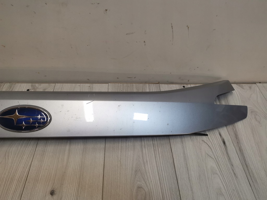 фото №8, Subaru forester v 18 молдинг накладка крышки багажника