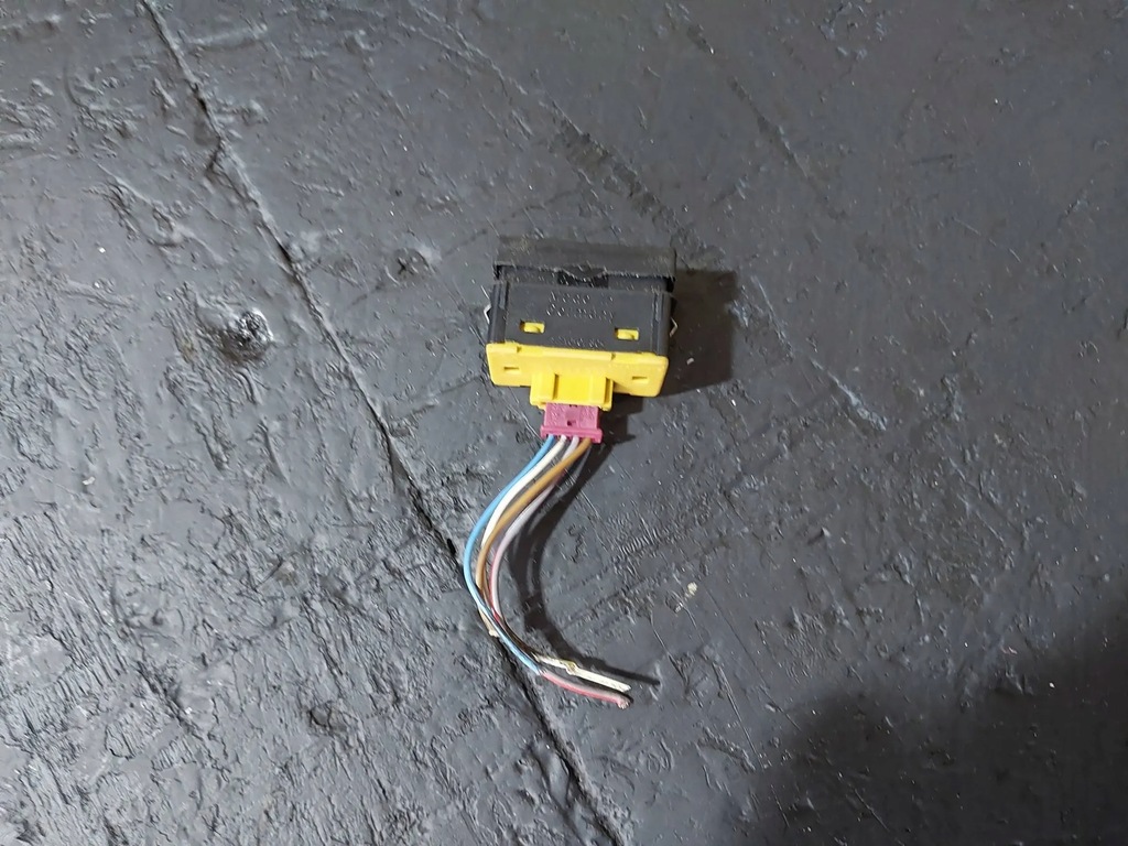 фото №6, Кнопка скло bmw 3 e36 8368941