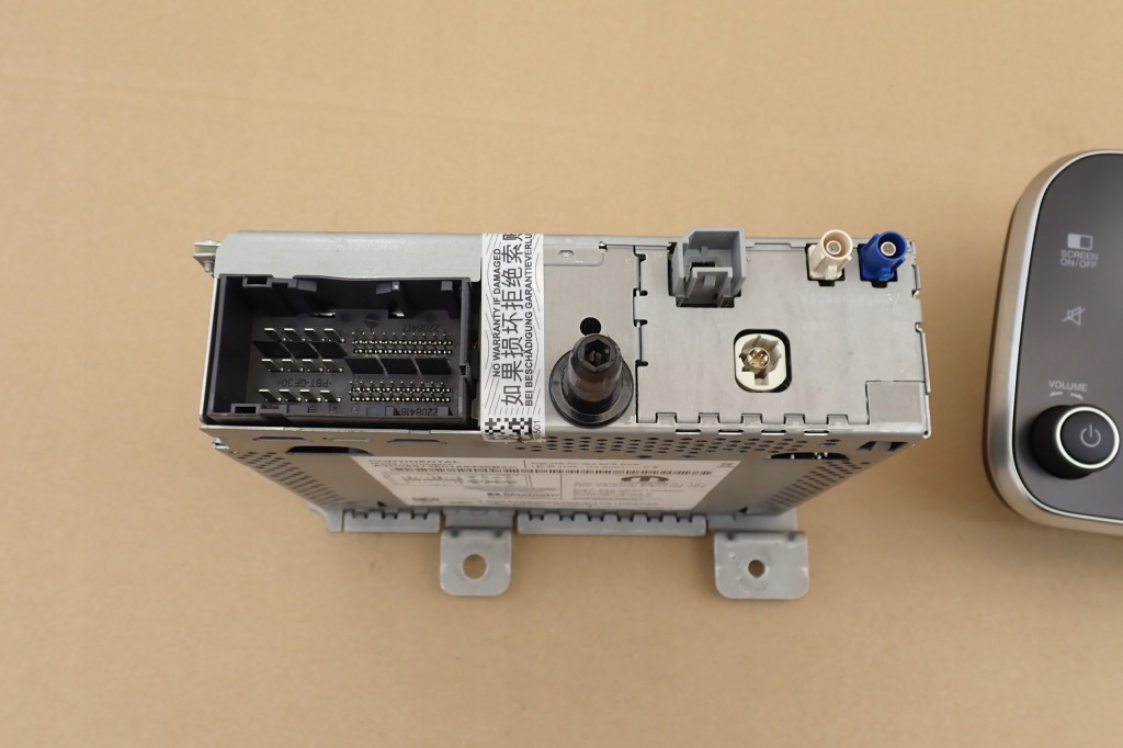 Fiat tipo ii 1.4i 16v 2015- навигация + дисплей 07357187560 00521756990 Недорого