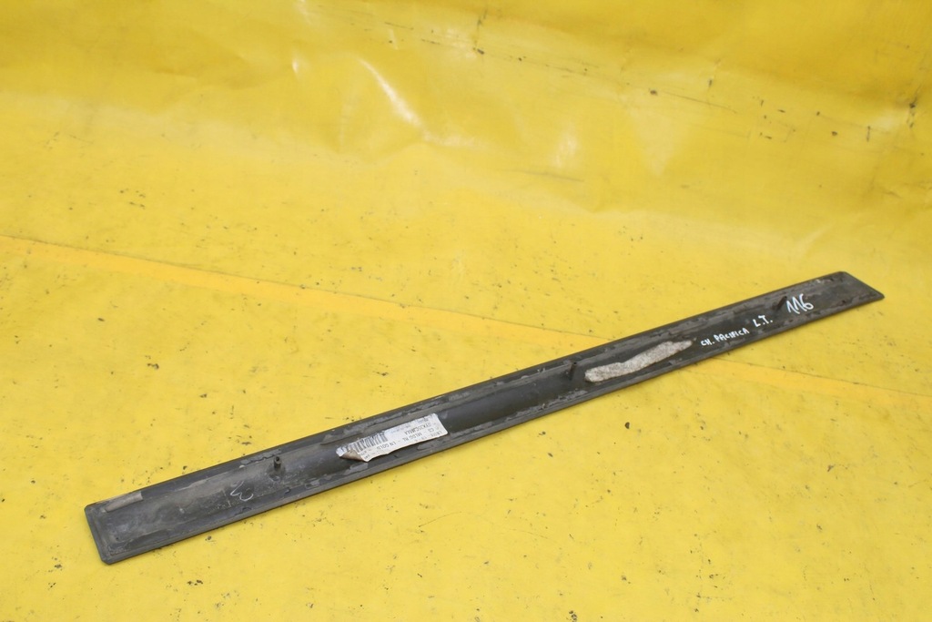 фото №6, Молдинг дверь левый задняя pacifica i