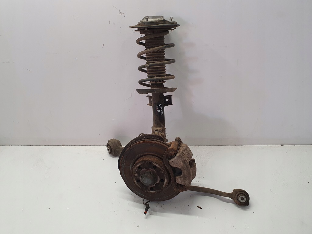 фото №1, Mercedes w212 поворотный кулак левый перед 2.2cdi