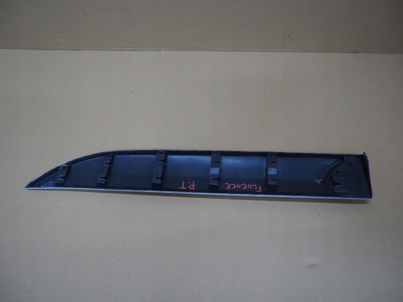 фото №6, Молдинг бічна нижня декоративна двері правий задня renault fluence 828760007r