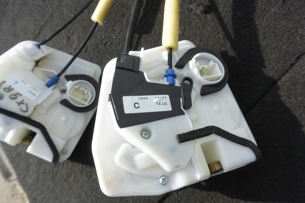 фото №7, Замок дверь правый левый перед задняя mazda cx9 ii 16-