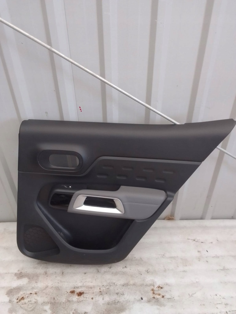 фото №1, Citroen c5 aircross оббивка обшивка двері правий задня