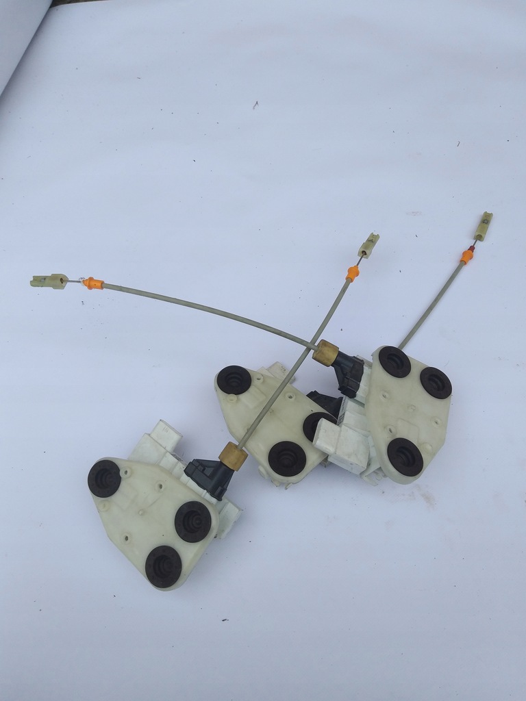 фото №1, Праве задні доводчик доводчик bmw x5 f15 7323784