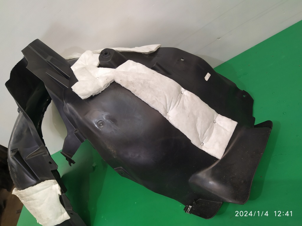 Підкрилок передні праве partner berlingo rifter 16-23 9817398680 Доставка