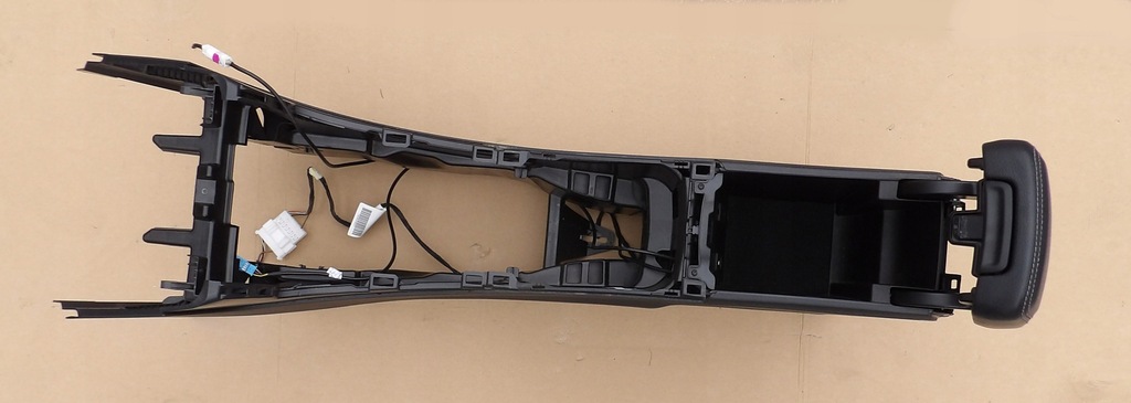 фото №7, Mercedes w246 b180 cdi туннель средний подлокотник