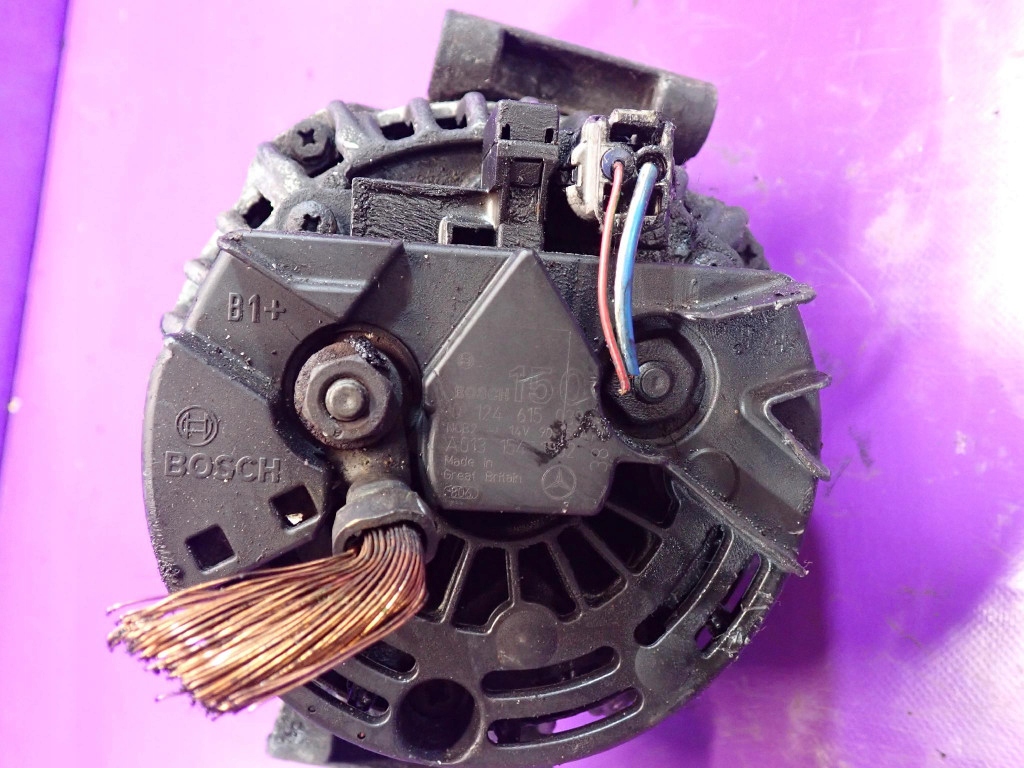 Chrysler pt cruiser 2.2 генератор a0131541302 0124615033 150a в Україні