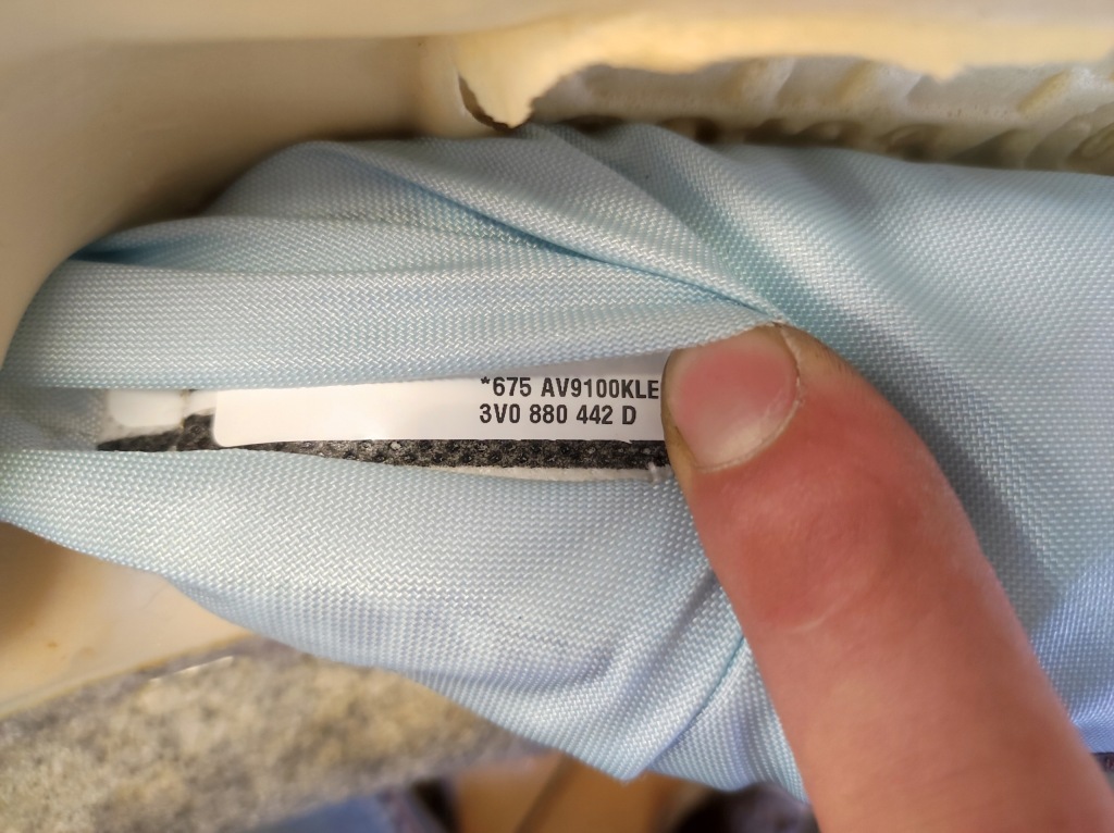 фото №9, Обшивка шторка безпеки подушка сидіння задня задня права superb iii 3 kombi