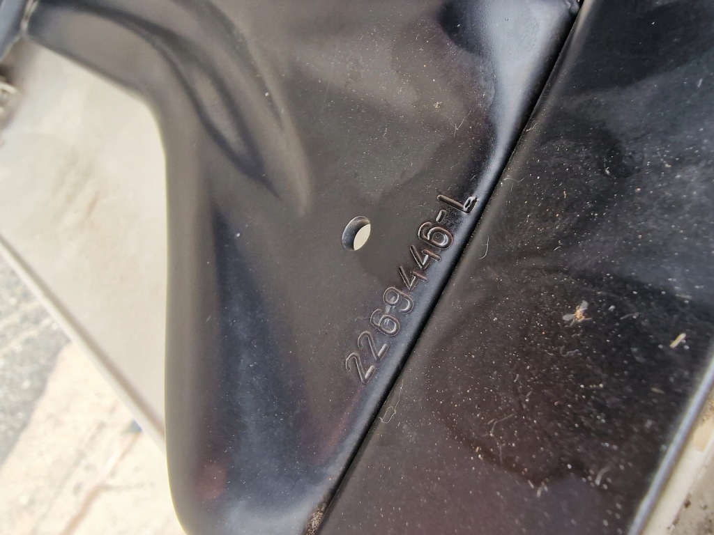 Капот решітка  решітка радіатора облицювання streamline scania r 2055972 2269446 2055973 Доставка