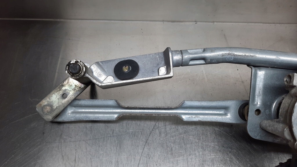 фото №6, Механизм моторчик дворник 8624239 volvo s60 v70 ii xc70 s80 00-08r