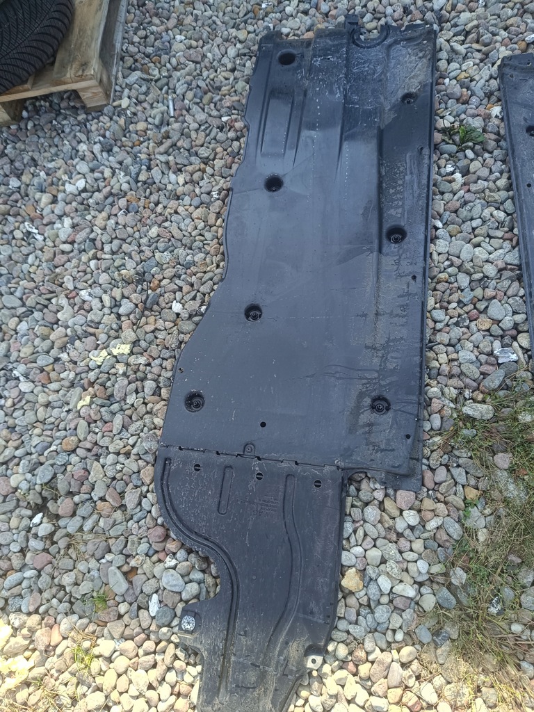 фото №5, Vw t-roc захист плита підвіска права 5q0825202as