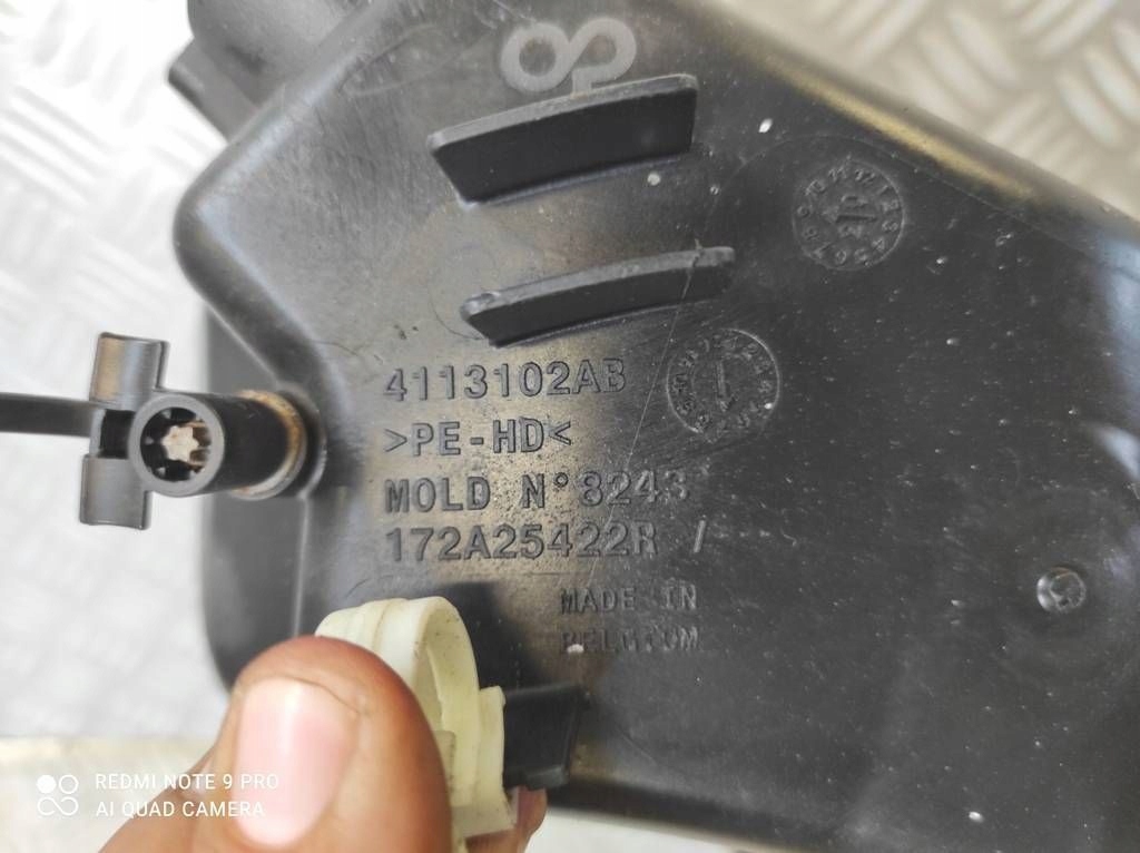 Renault kangoo ii lift kangoo iii 1.5 blue dci бак насос жидкость adblue Доставка