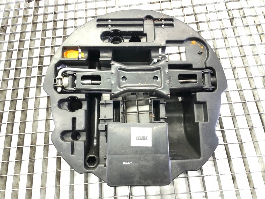 фото №1, Набір інструментів renault clio iv хетчбек підйомник