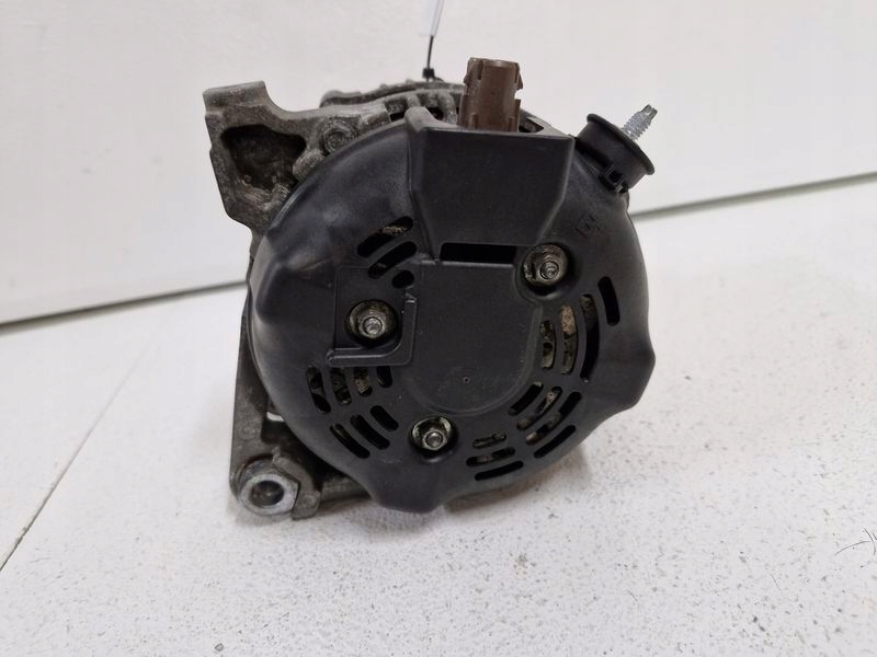 фото №7, Toyota yaris 3 iii auris ii trezia verso s 1.4 d d4d генератор 27060-33110