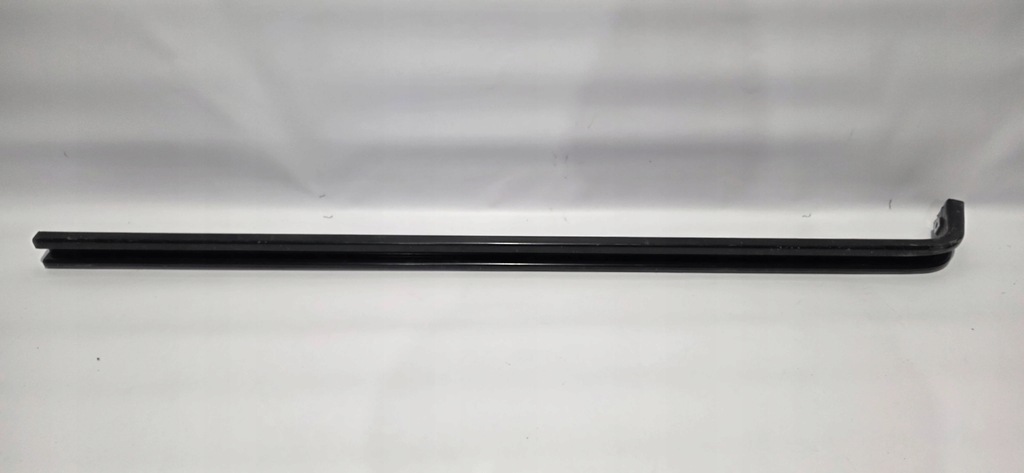 фото №1, Молдинг направляющая дверь раздвижных renault master opel movano 777600002r